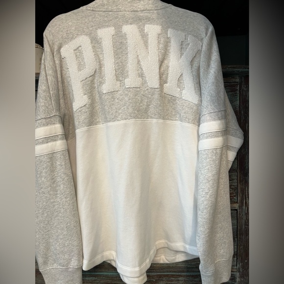 NWT!VSPINK Varsity FullZip White/Gray Fleece Jacket/VSPINK Fleece White Short-M - Picture 7 of 16